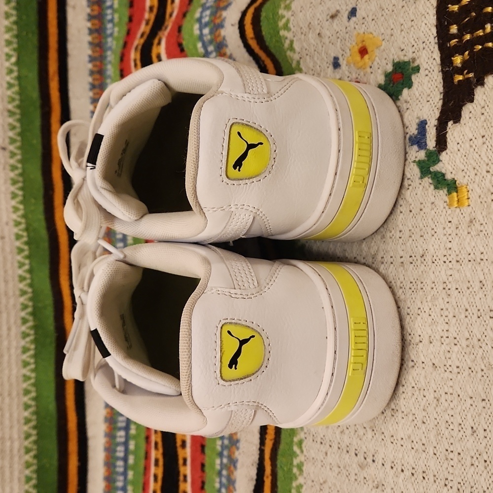 Women’s Puma Skye Tape 9.5 White Sneaker with Neon Yellow accents. - Picture 5 of 10